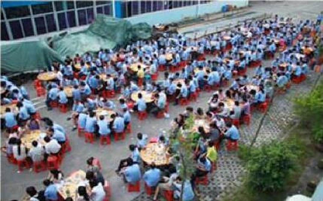 Cena de empresa para el Festival del Medio Otoño