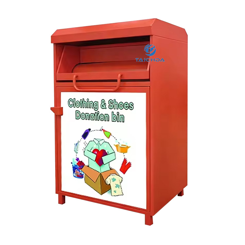 Caja metálica antirrobo de gran capacidad para donación de ropa y calzado.